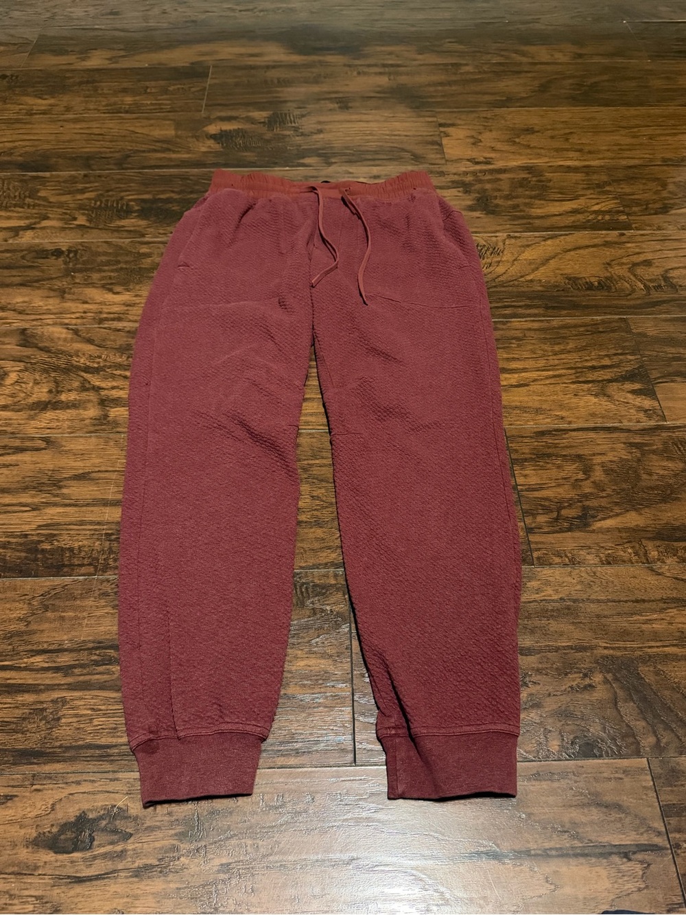 Lululemon men’s at ease 29” joggers size M